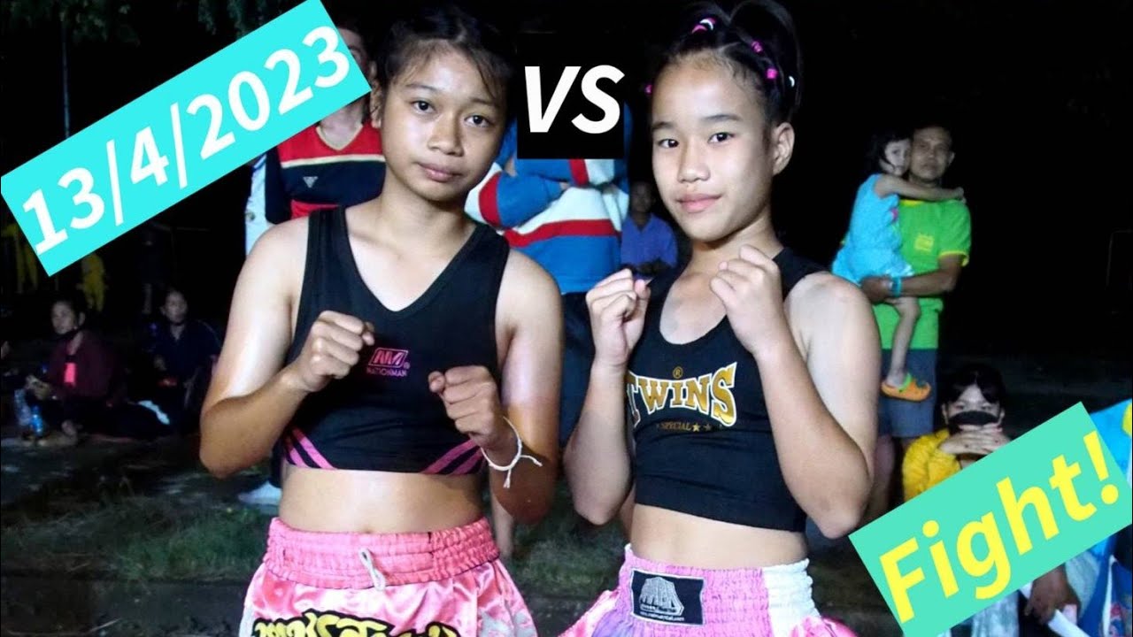 มาซ้อมมวยจ้าRiina and Remina's fight tomorrow! !明日はリイナとレミナの試合です!! background