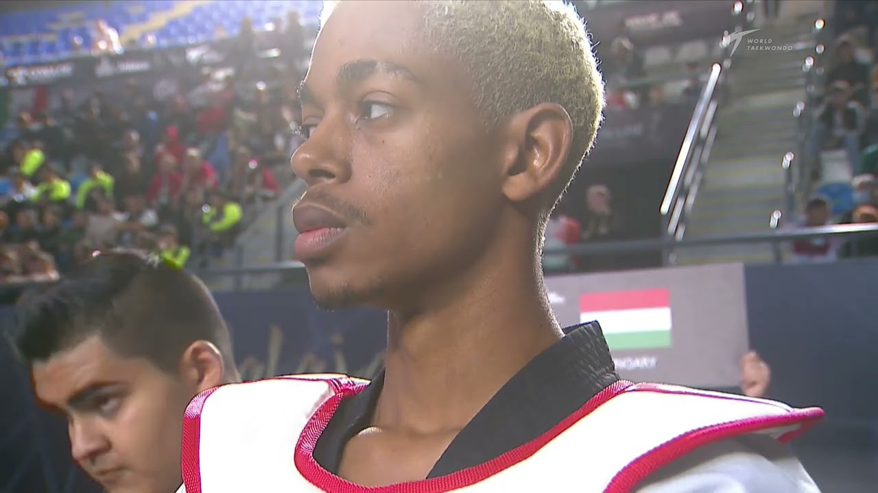406 M-58kg R-64 DEVONTE LOPES D. CPV 🔵 vs 🔴 SALIM S. G. HUN I Guadalajara 2022 WT Championships background
