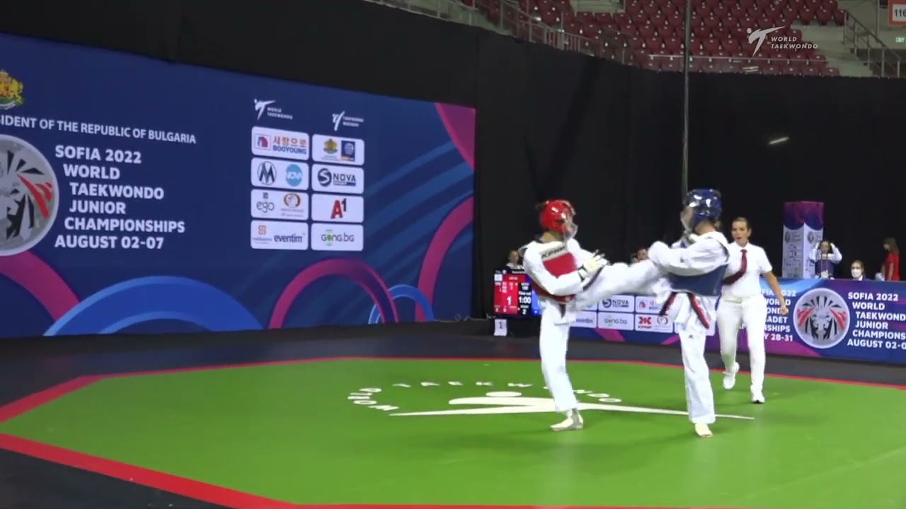 120 R32 Girls 59kg TUR AKYAPIN E N TPE LIN Y H background