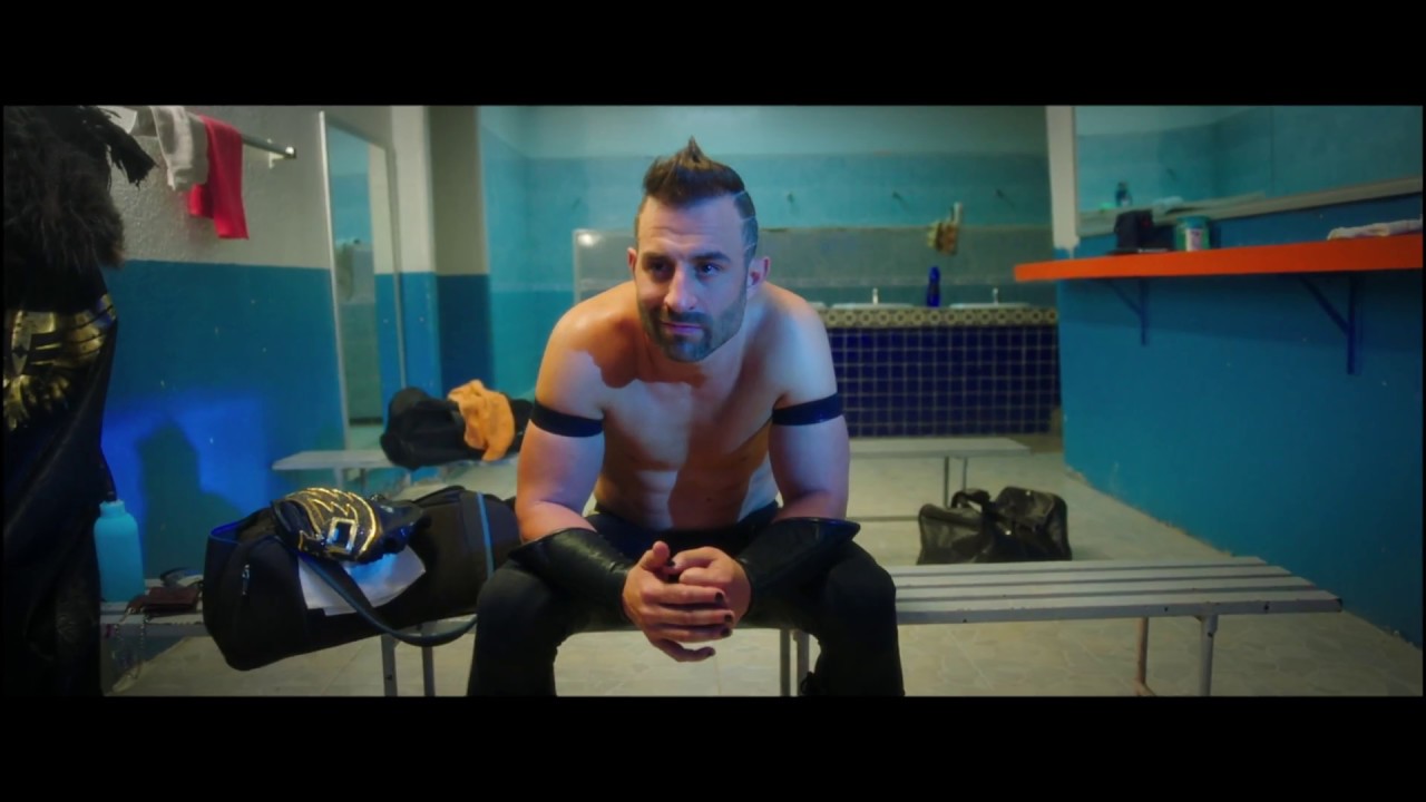 ¿Las Estrellas AAA en una PELÍCULA? | Trailer Ni Tu, Ni Yo background