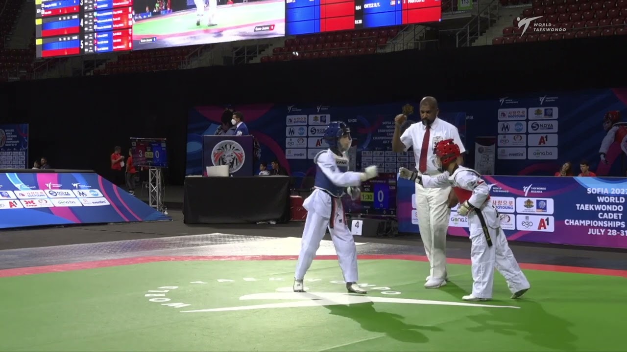 424 R16 Boys 33kg UZB MARUFJONOV D ITA SENESI D