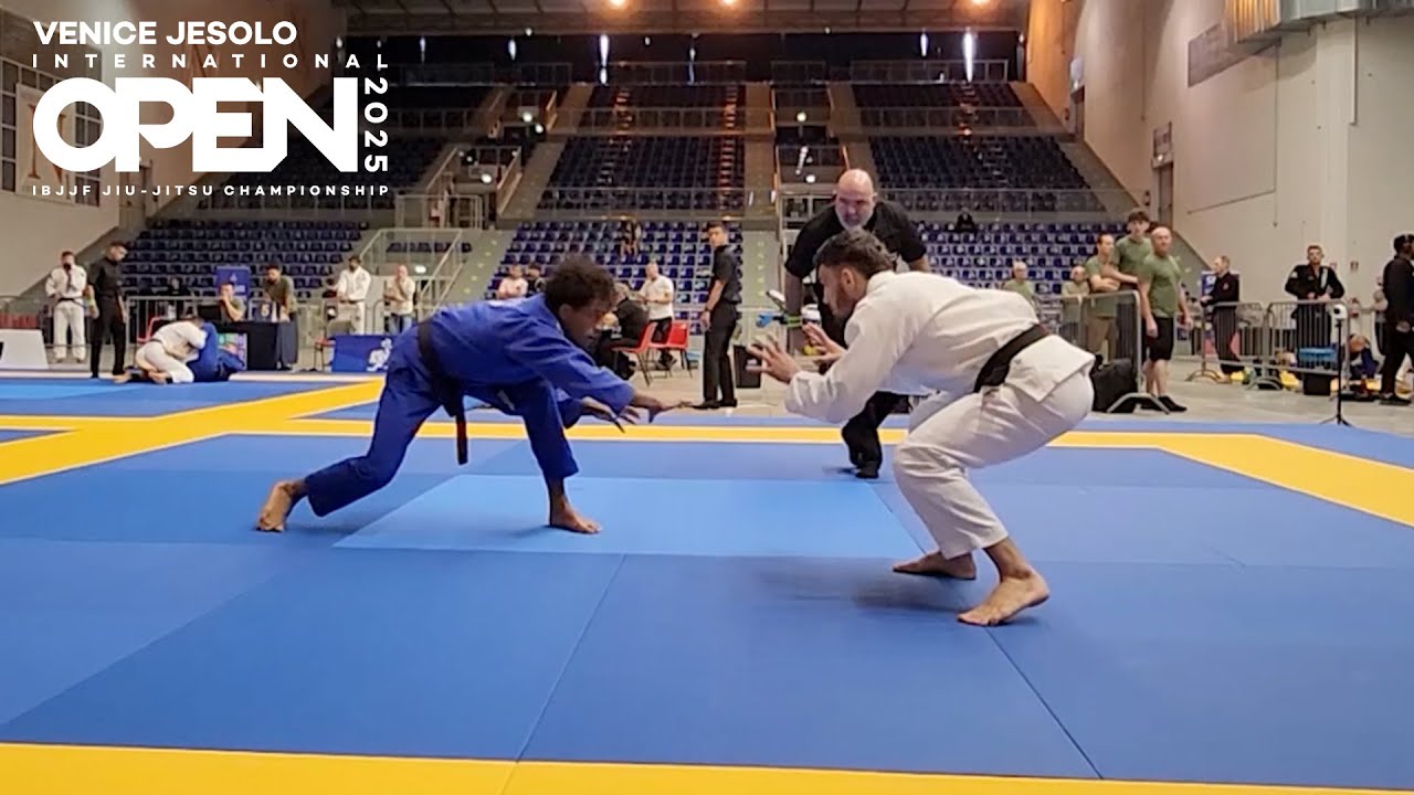 Luiz Carlos vs Marius Spac / Venice Jesolo Open 2025 backdrop