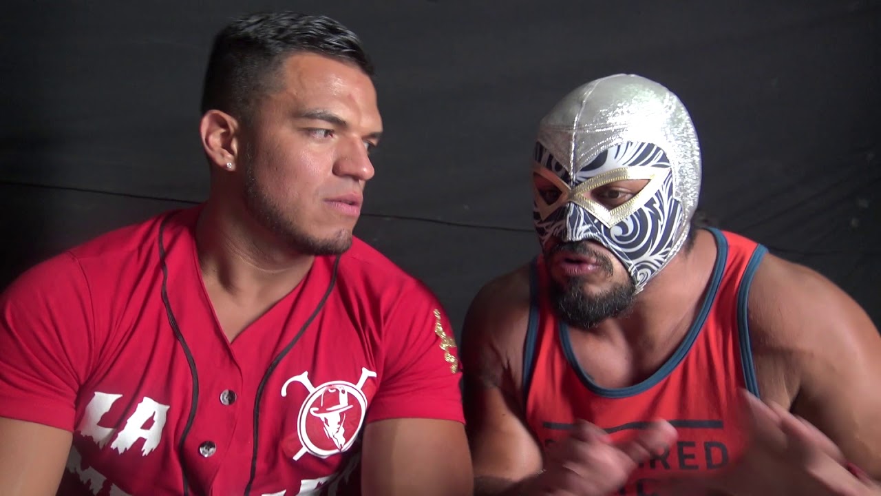 Nace una nueva alianza: Fantasma y La Máscara | Lucha Libre AAA Worldwide background