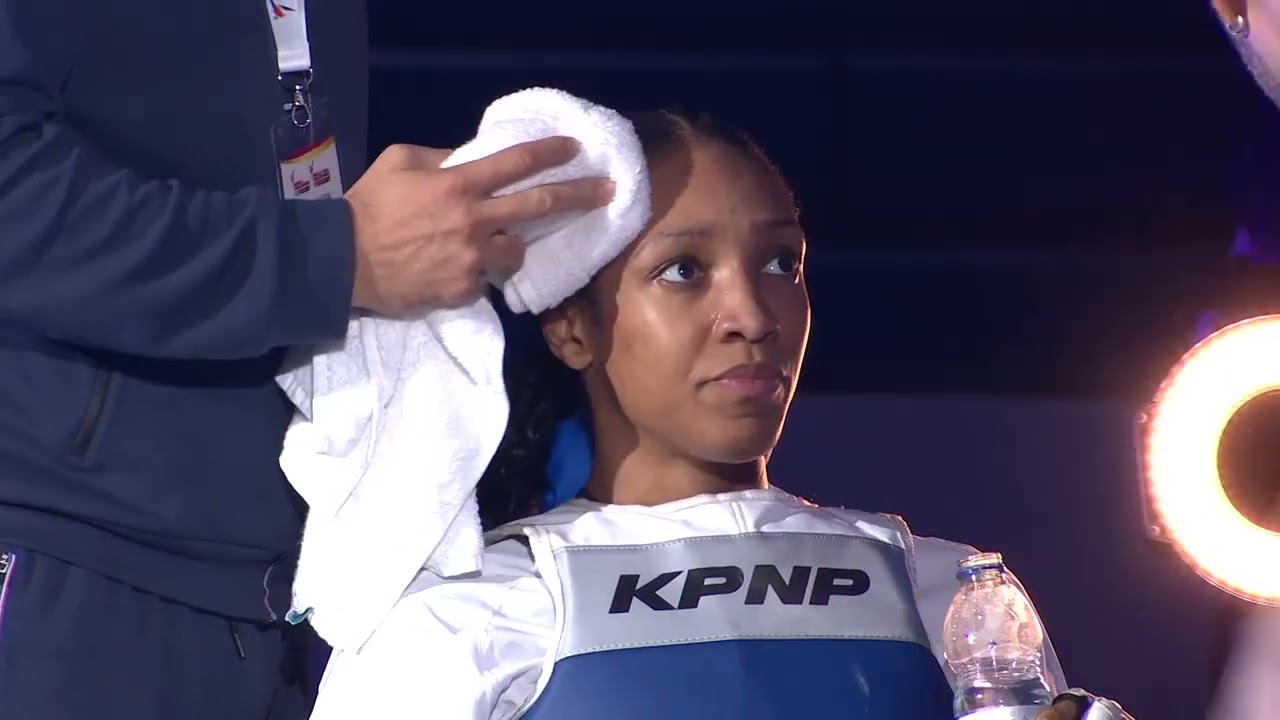 228 SF W+67kg ЁЯФ╡ LAURIN Althea FRA vs ЁЯФ┤ XU Lei CHN I Manchester 2022 World Taekwondo GP backdrop