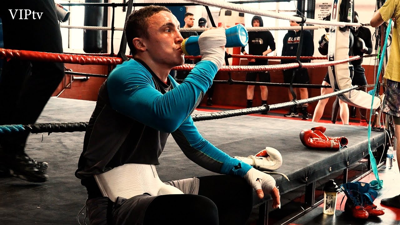 Meet Elite boxing newest pro Middleweight Marcus Tomlinson, who makes his debut on Mar 12th background