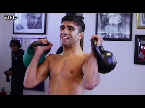 VIPtv talks too former Olympian & now 1-0 pro Muhammed Ali with coach Arnie Farnell