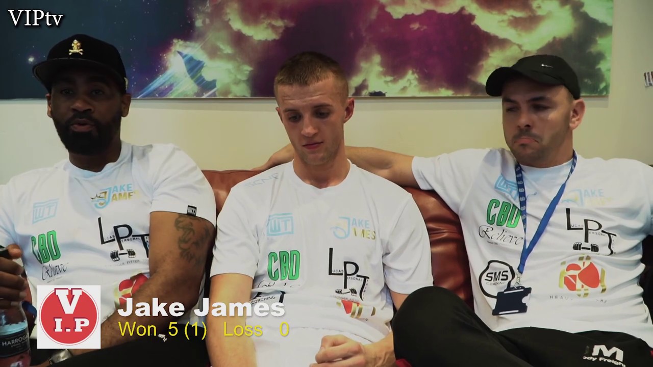 Jake James looking sharp & smooth against a confident Lee Hallett
