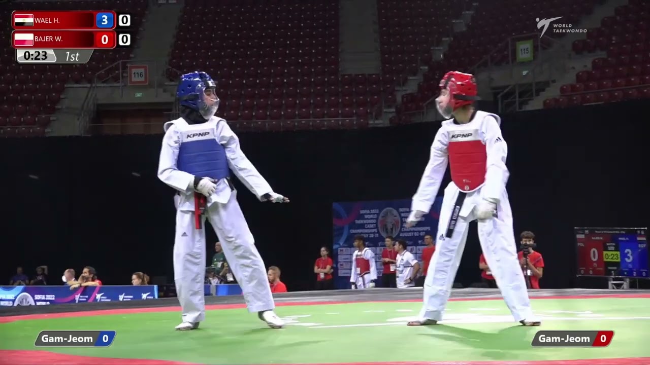 329 Round of 16 Girls 47kg EGY WAEL EMERAH Habiba POL BAJER Wiktoria background