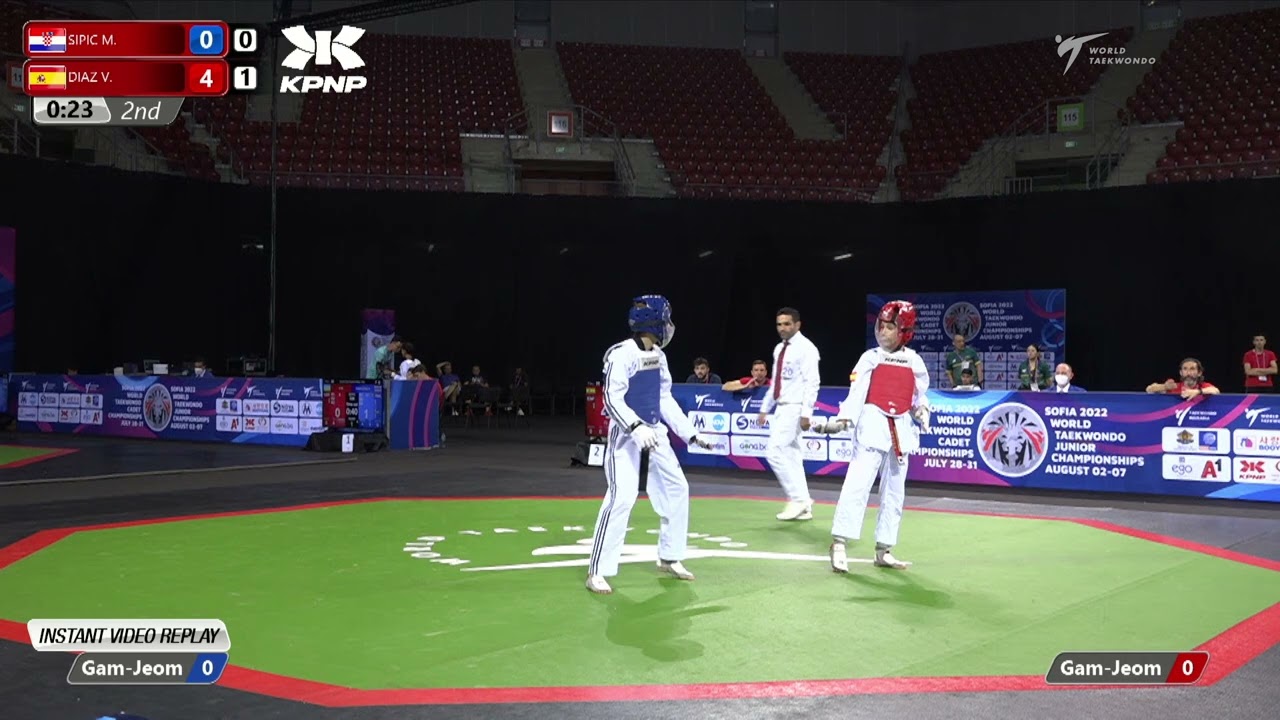 230 R16 Girls 47kg CRO SIPIC M ESP DIAZ V background
