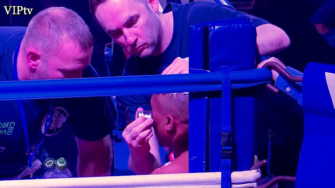 Joe Eko v Michael Ramabeletsa at Victoria Warehouse, The Jolly Boys 15.12.2019 background