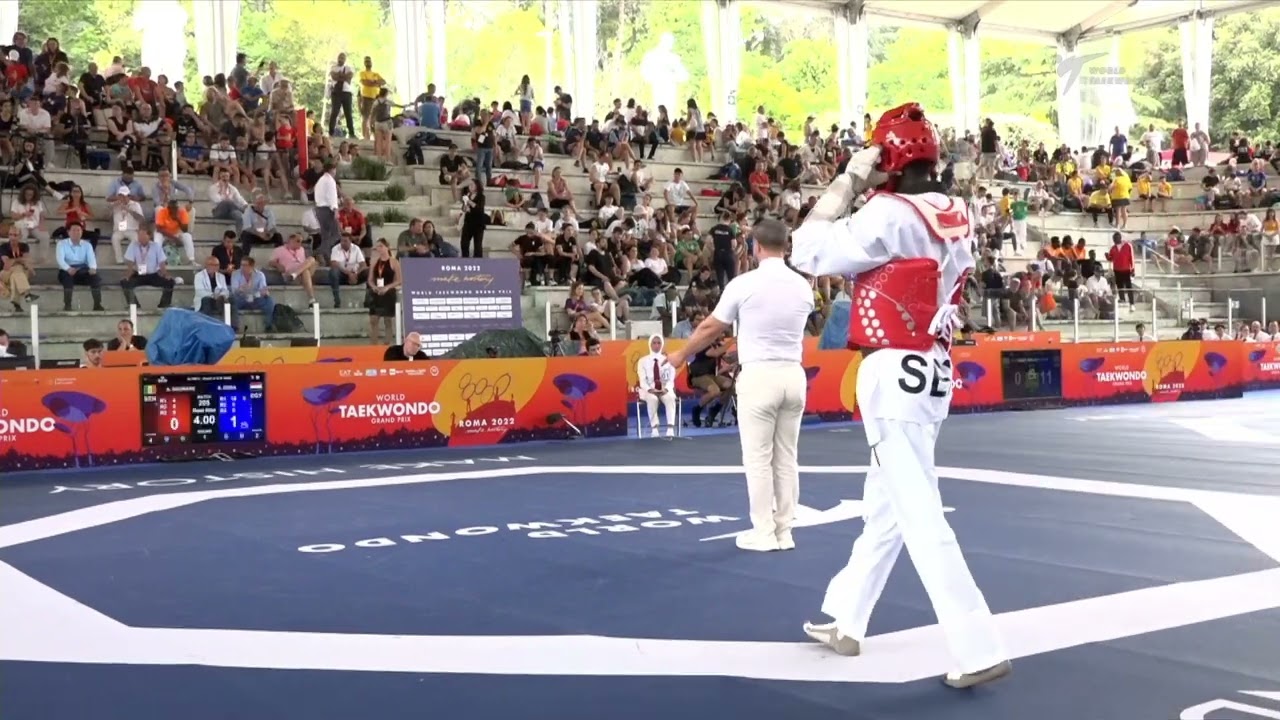 205 M-80kg R-32 EISSA Seif EGY 🔵 vs 🔴 SOUMARE Ababacar sadikh SEN I Rome 2022 World Taekwondo GP background