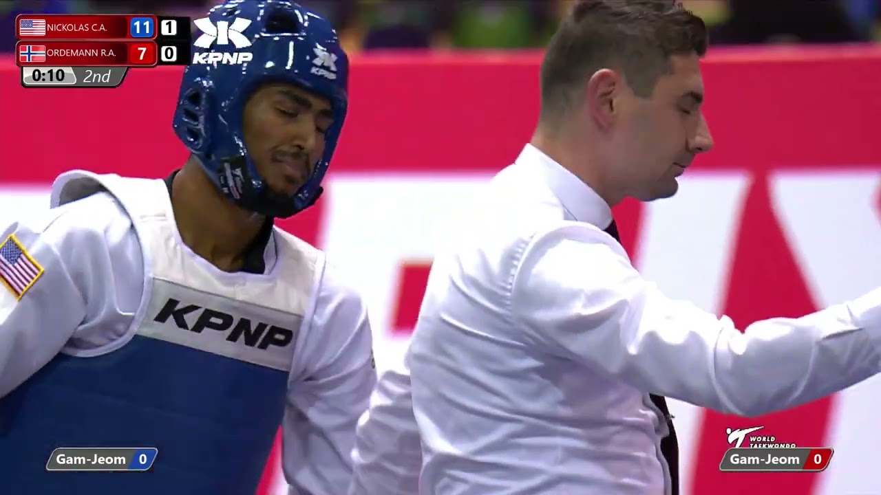 221 Quarter Final Men 80kg USA NICKOLAS Carl alan NOR ORDEMANN Richard andre background