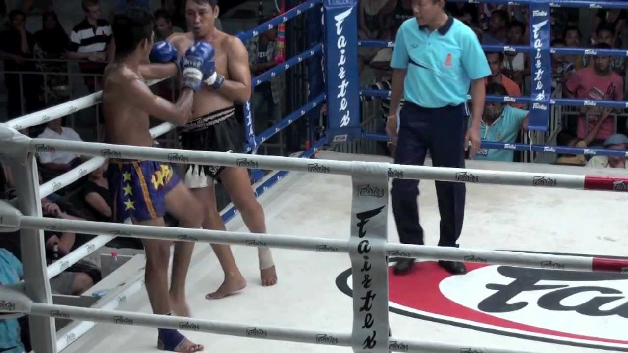Yodnapa (Sawat) Tiger Muay Thai vs Nopakao Ketprachanusorn @ Suwit Stadium 28/12/2012 backdrop