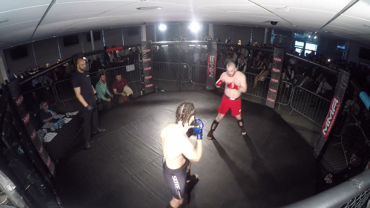 CHESTER | ULTRA MMA | OWAIN 'BALDY' PARRY VS WILL DAVIS background
