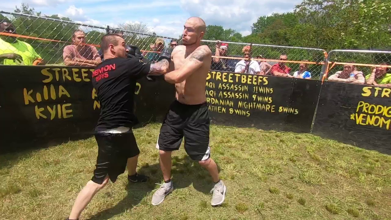 STREETBEEFS | CHOPPER vs FULL THROTTLE background