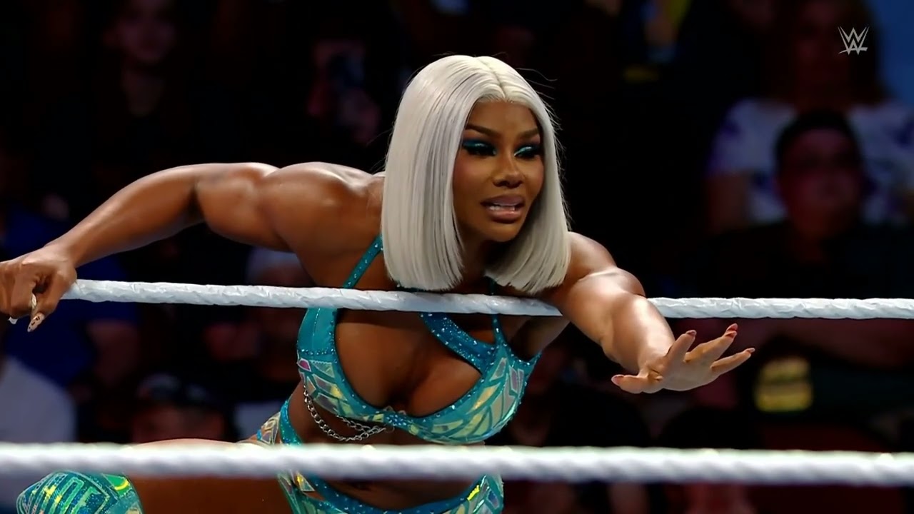 WWE SMACKDOWN BIANCA BELAIR & JADE CARGILL VS CANDICE LERAE & INDI HARTWELL 06/07/24 background
