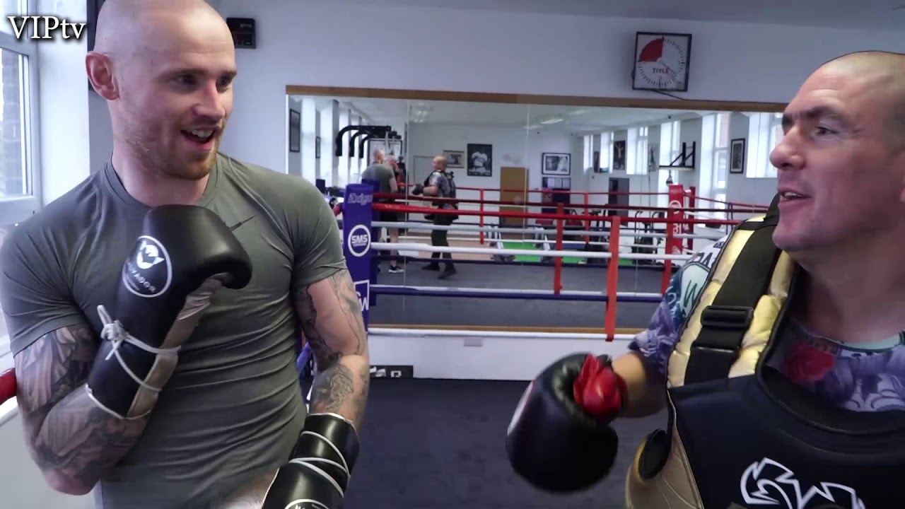 Jimmy Kelly & Coach Arnie Farnell talk next fight in the Ultimate Boxxer background