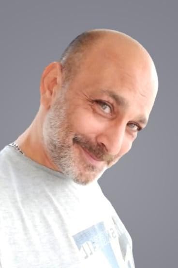 actor Derya Karadas large photo