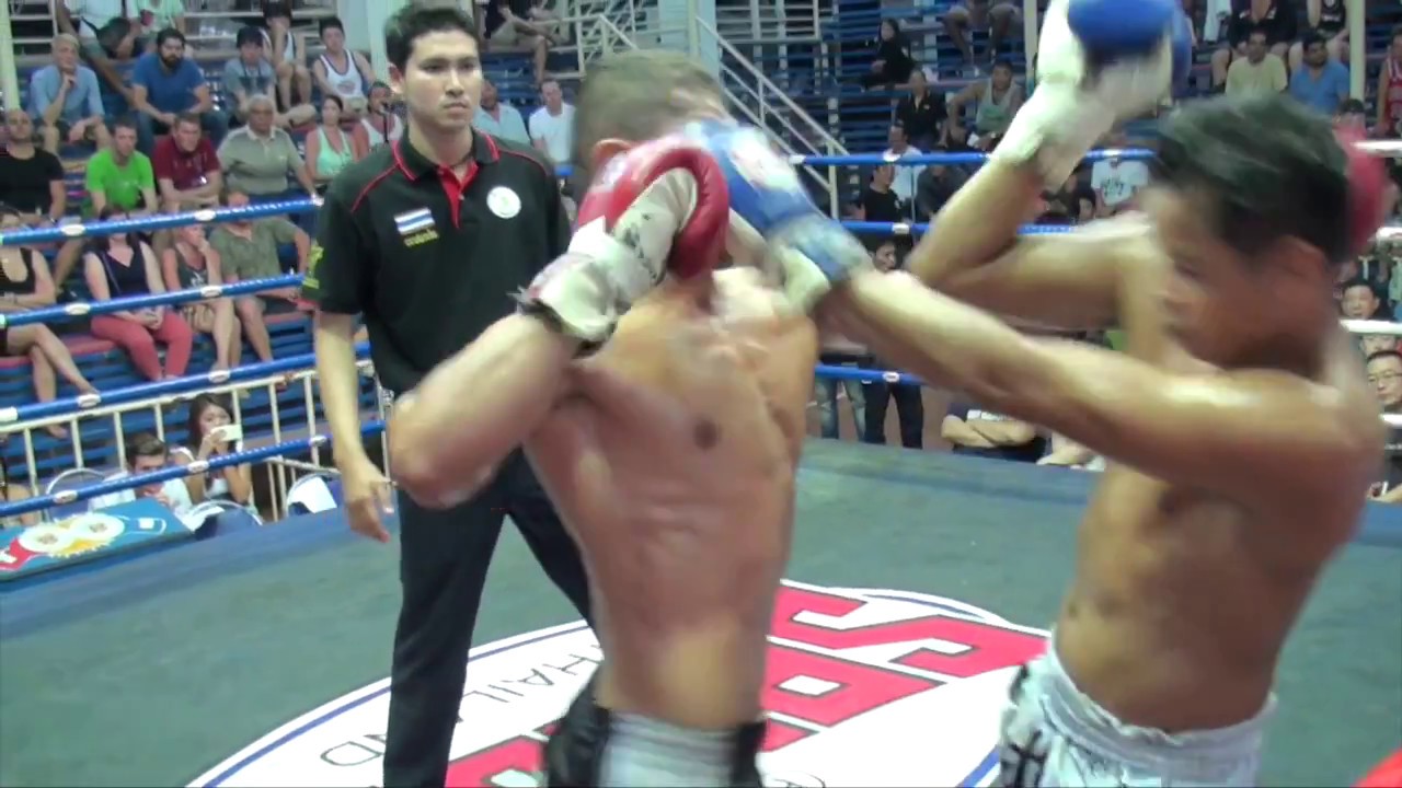 Faryad (Tiger Muay Thai) vs Silachai (Maximum Muay Thai) 14/12/16 background