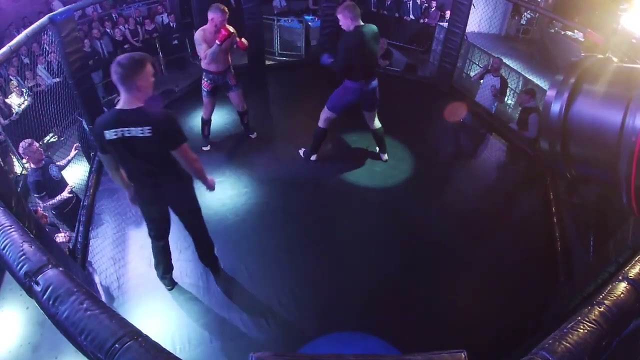 Ultra MMA | Plymouth | Dave Everybody Knows One Roberts V Ben Walmsley background
