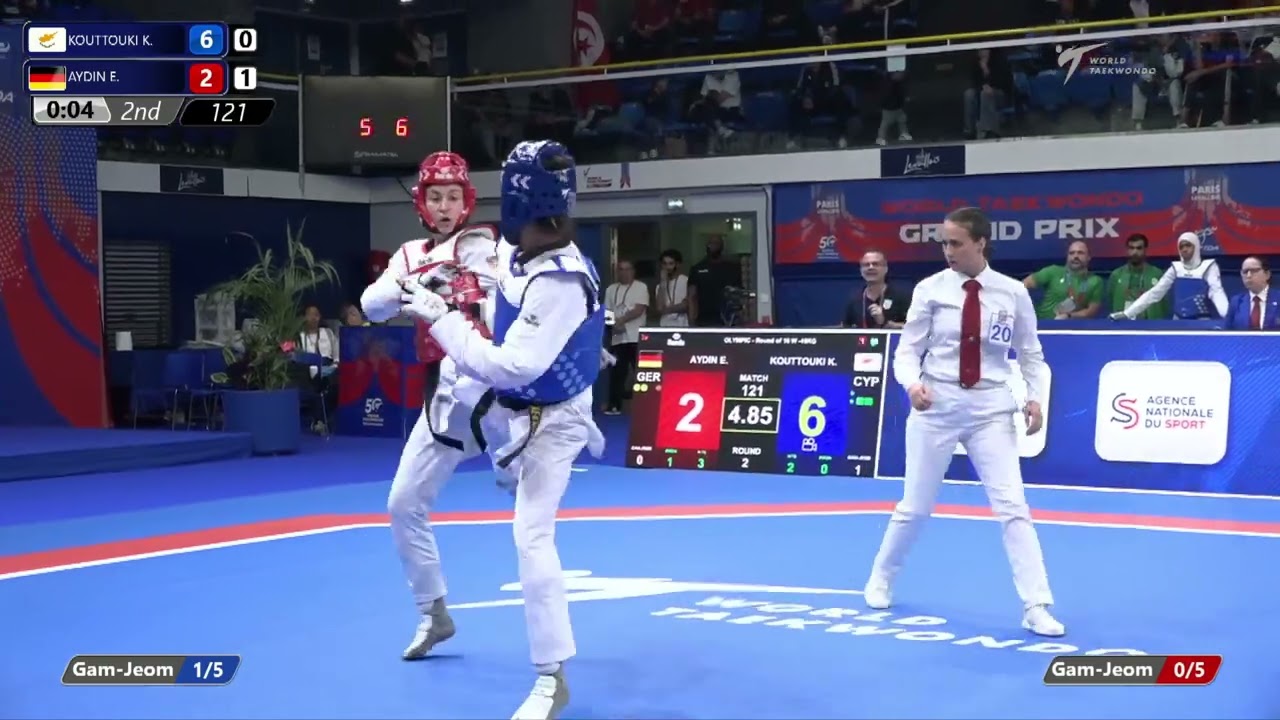 121 Round of 16 WOMEN W 49KG CYP KOUTTOUKI K GER AYDIN E background
