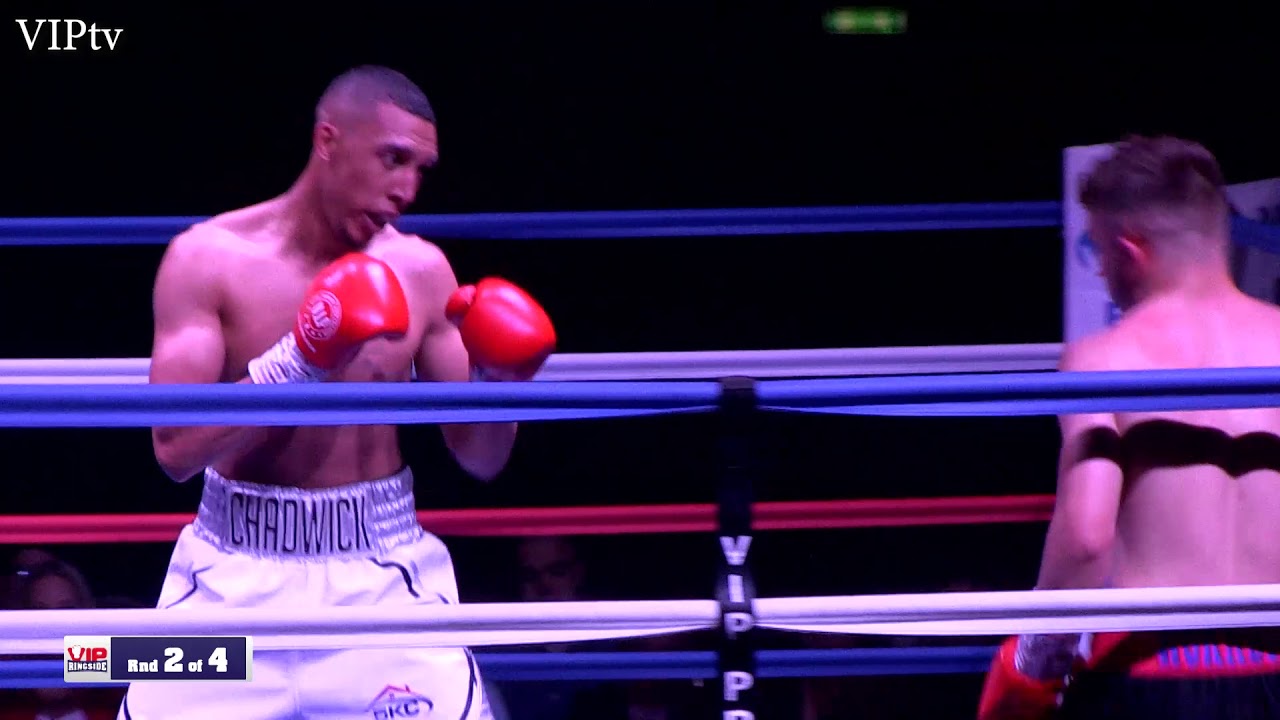 Courtney Chadwick v Michael Horabin at the Olympia, Liverpool on 8.6.2019