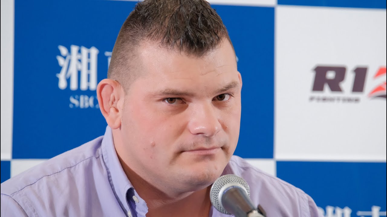 ヤノス・チューカス 試合前インタビュー 湘南美容クリニック presents RIZIN.39 background