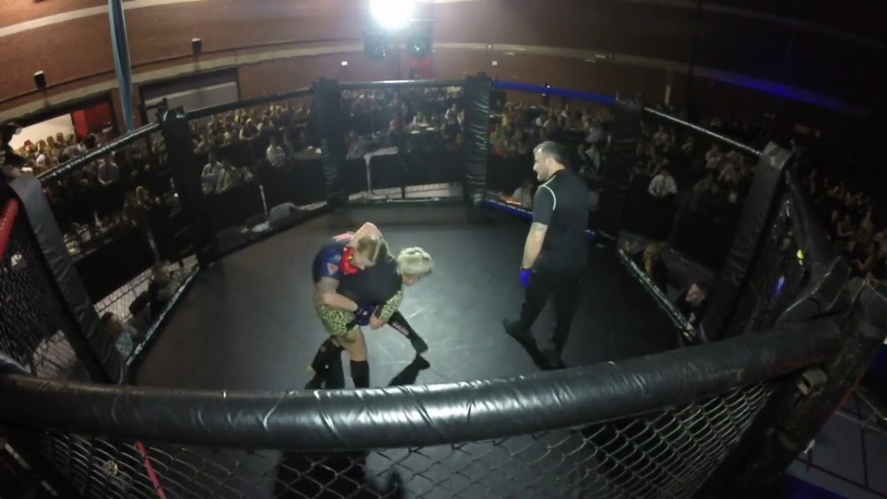 PORTSMOUTH | ULTRA MMA | SOPHIA JACKSON