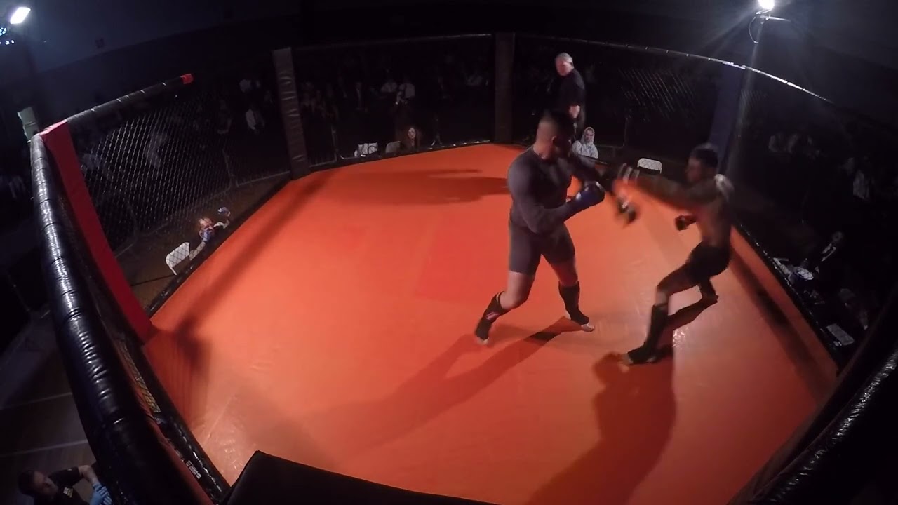 Ultra MMA | Basildon | Michael Dew V Fred Humphries