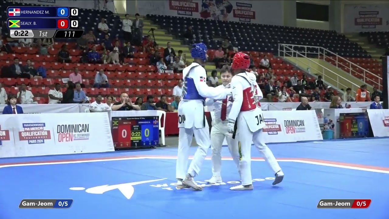 111 Quarter final M 80kg DOM HERNANDEZ M JAM SEALY B backdrop