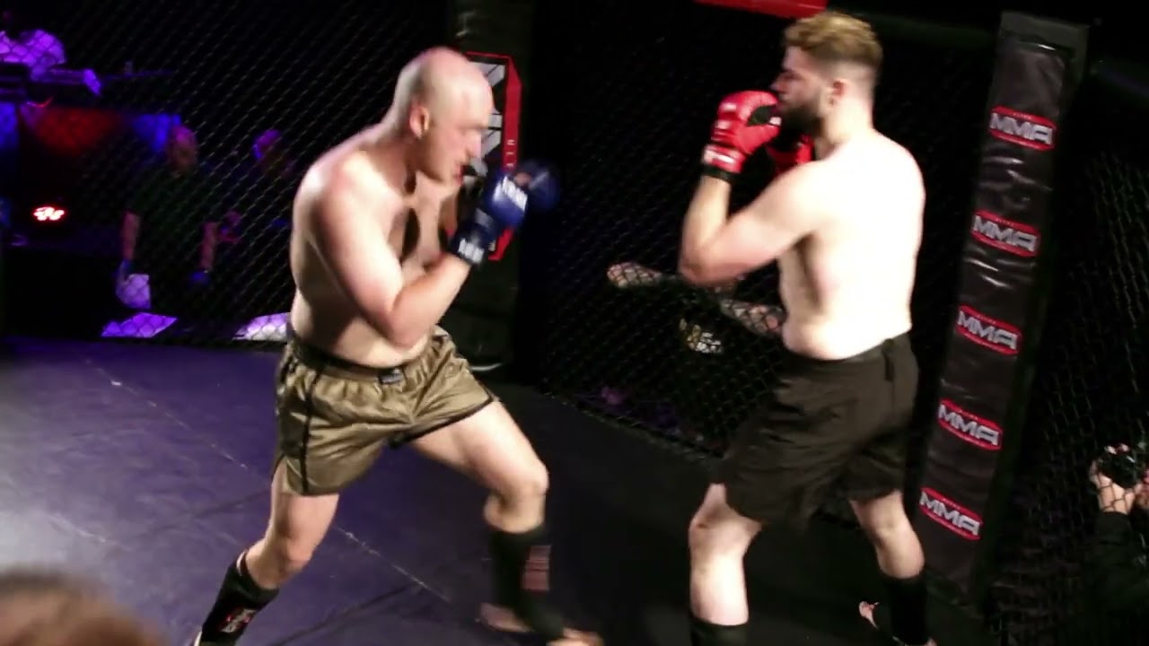 ULTRA MMA GLASGOW 201122 FIGHT 7 ROWAN MACASKILL VS ANGUS PROCTOR background