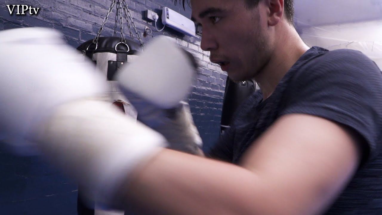 Former 3x National Amateur champion Ryan Dickens makes debut on Sept 17th Liverpool's Olympia.