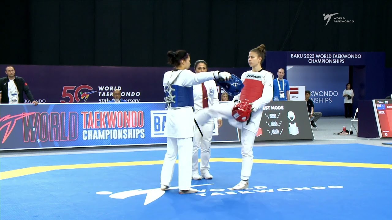 403 R64 Women 62kg KGZ SULAIMANOVA T CRO ARELIC I background