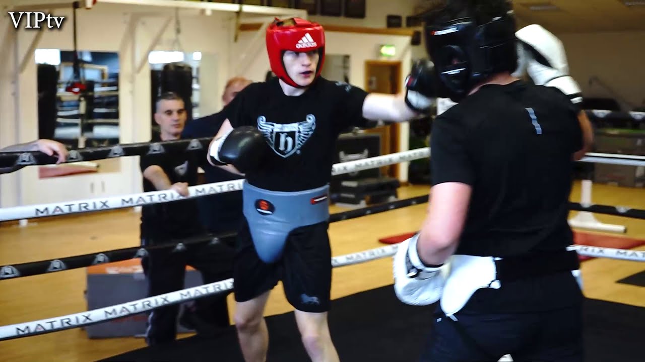 Campbell Hatton sparring Danny Murrell, a good little spar filmed back in 2018. Both are now pro.