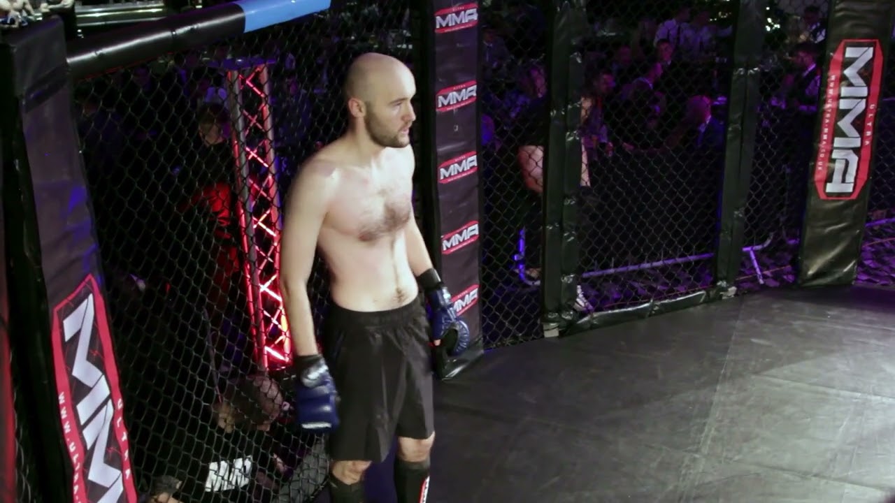ULTRA MMA GLASGOW 201122 FIGHT 21 JOHN McCLUSKEY VS STUART FALCONER background