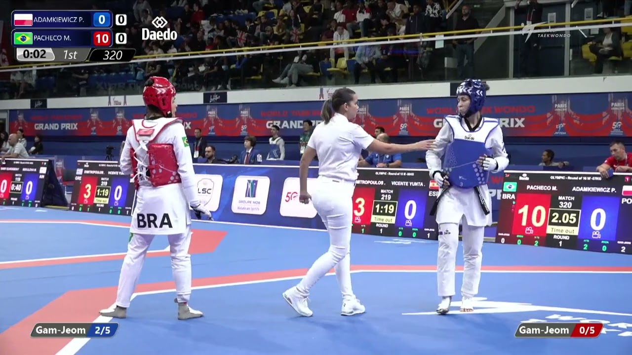 320 Round of 16 WOMEN W 57KG POL ADAMKIEWICZ P BRA PACHECO M background