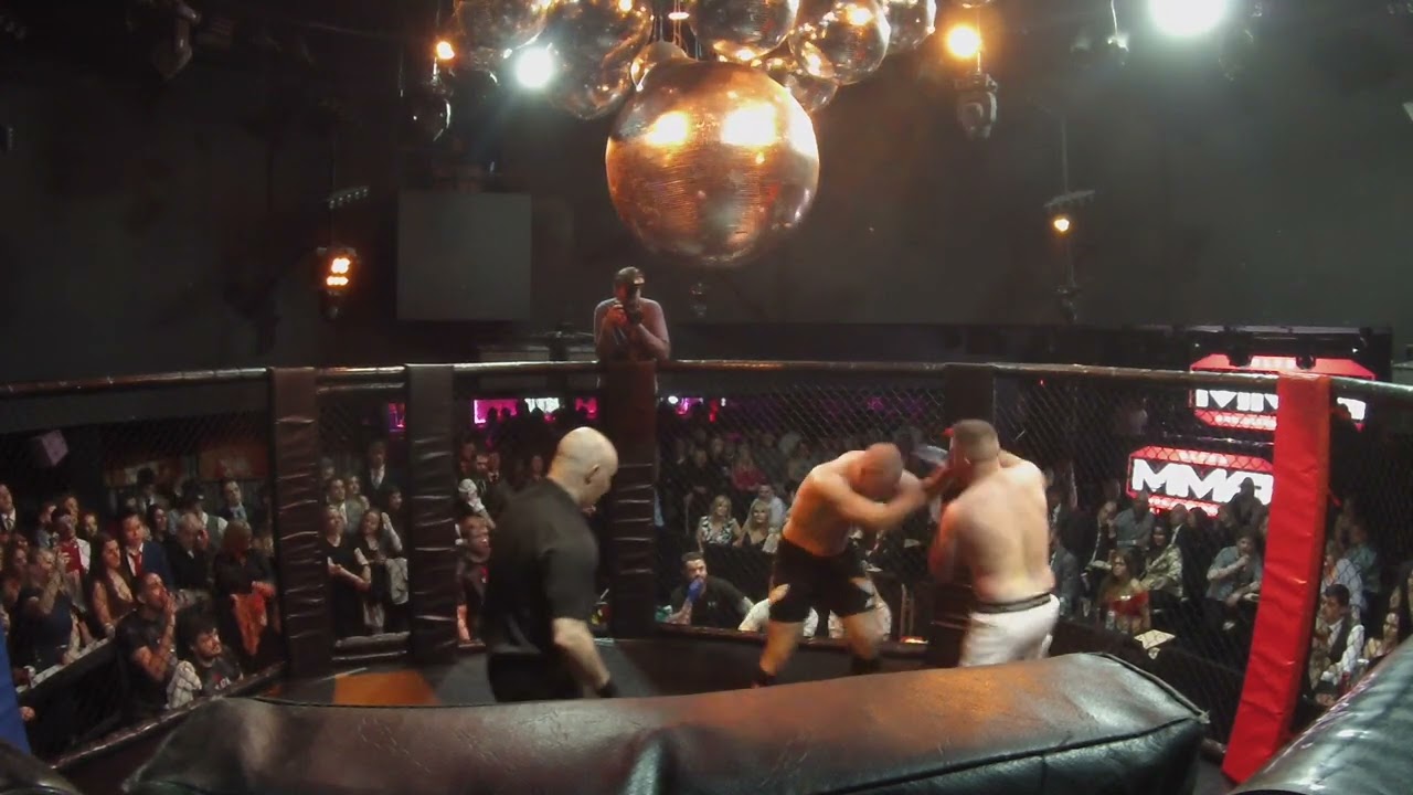ULTRA MMA | BRIGHTON | ANDREW FRY VS JAKUB SZYMANCZYK background