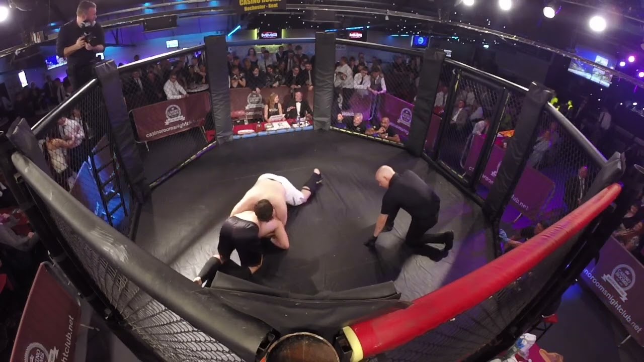 KENT | ULTRA MMA | ALFRED MONRO VS MAD DOG