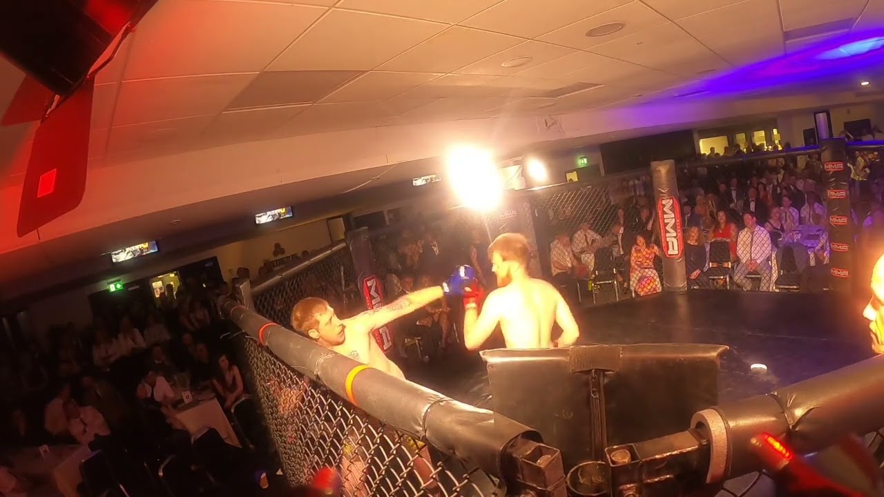 Burton & Derby | Ultra MMA | Macaulay Iliff VS Kris Melia Price background
