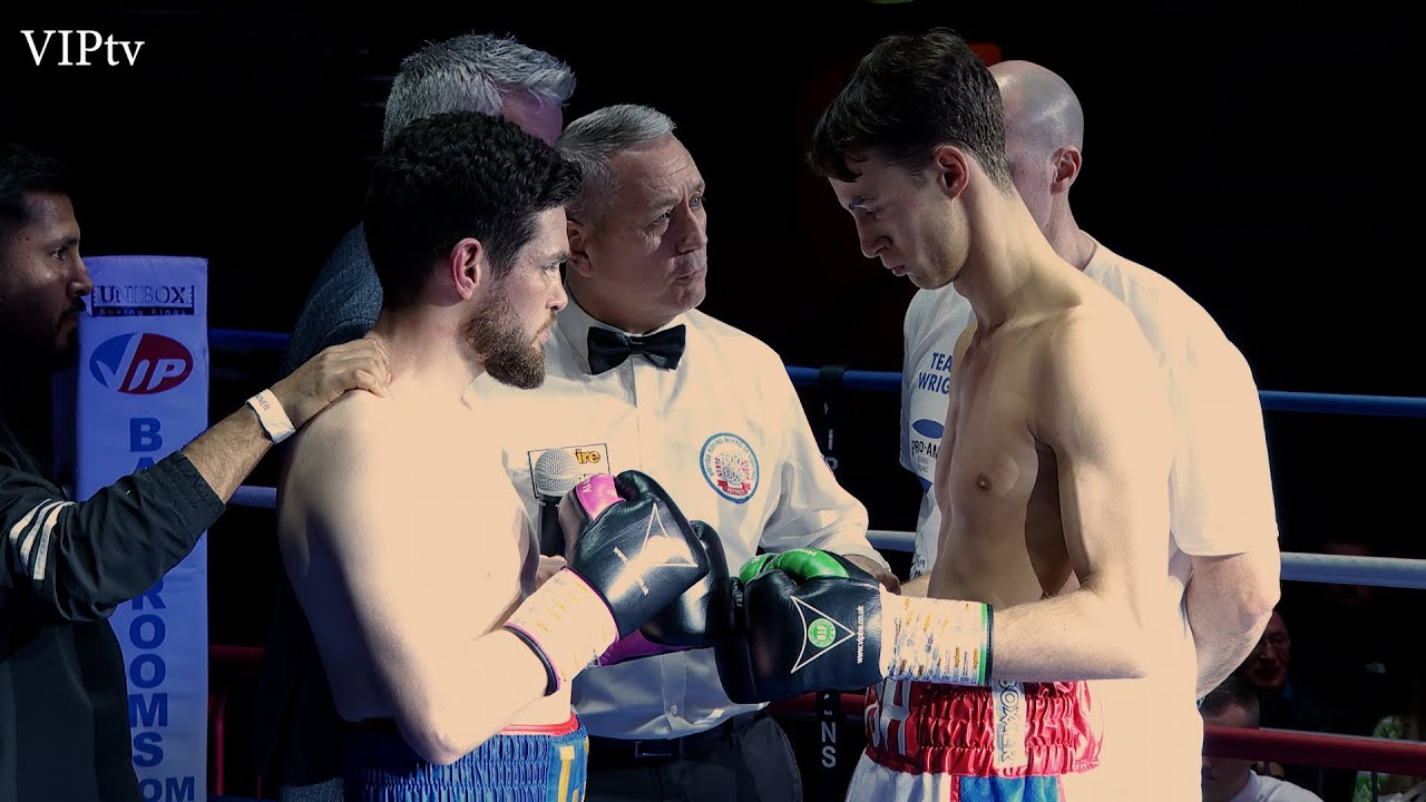 Josh Rooney Wright v Lee Connelly at Liverrpool's Olympia on Mar 5th 2022 background