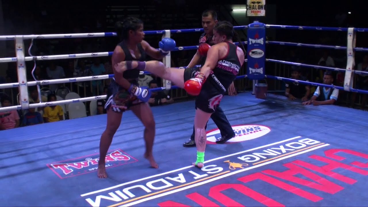 Mónica Brenes (Tiger Muay Thai) vs Nungning (Dragon Muay Thai) @ Chalong Boxing Stadium 3/11/2015