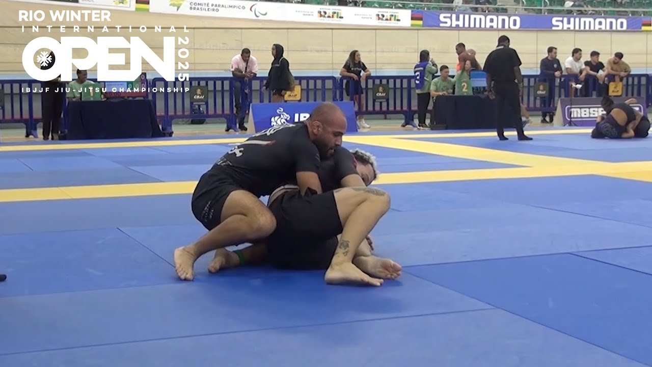 Iago Martins vs Steffano Augusto / Rio Winter Open No-Gi 2025 background