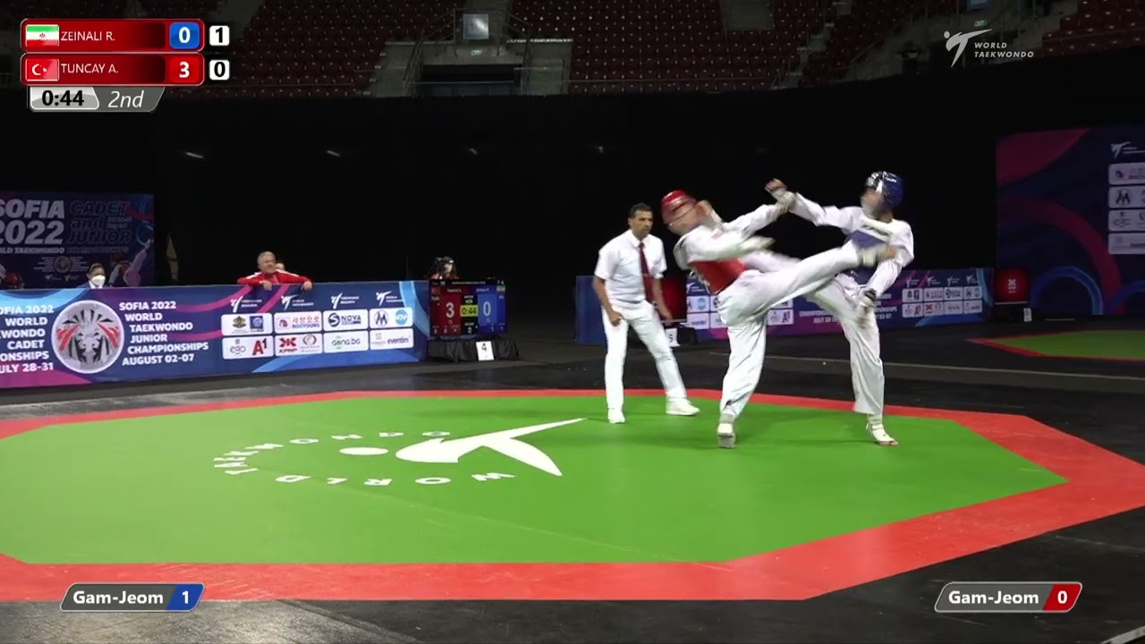 429 Quarter Final Boys 61kg IRI ZEINALI Radin TUR TUNCAY Alper background