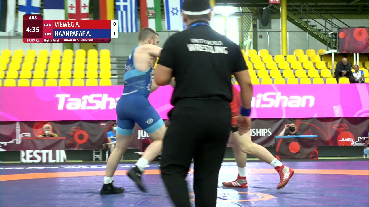 1/8 GR - 97 kg: A. VIEWEG (GER) v. A. HAANPAEAE (FIN)
