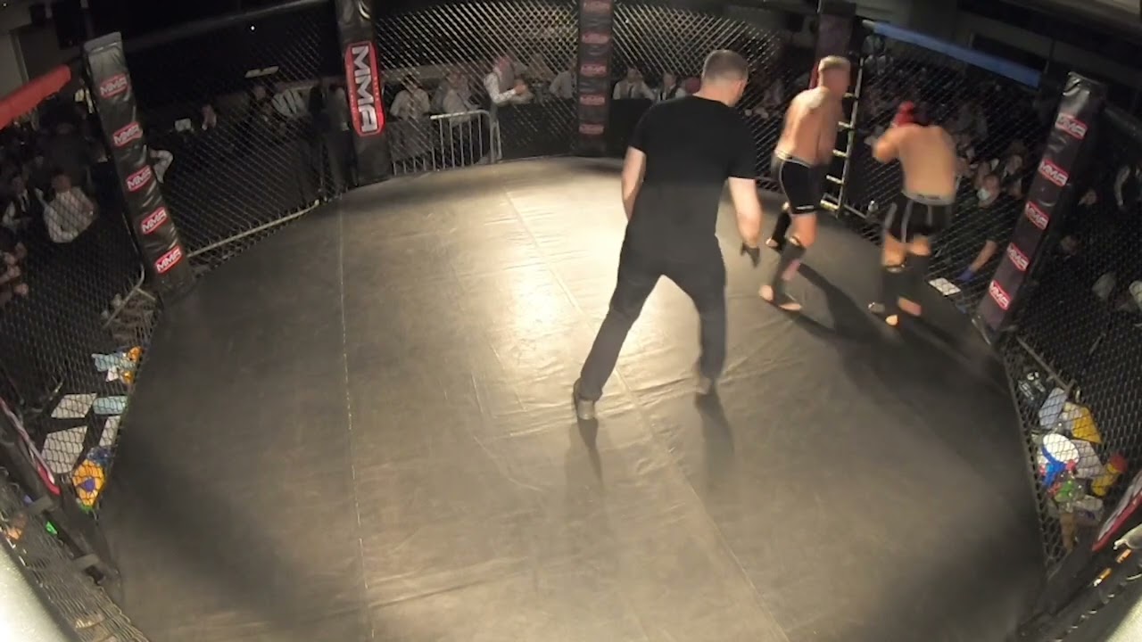 Fight 13 UMMA Kerr Mckie V Wullie Wan Can Parker background