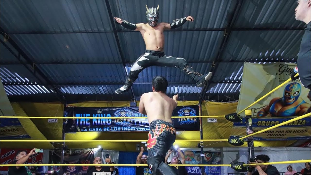 Brazo Celestial, Atomick Star y Drago Kid 🆚 Judas el Traidor, Papelito Steve Manson y Sobredosis background