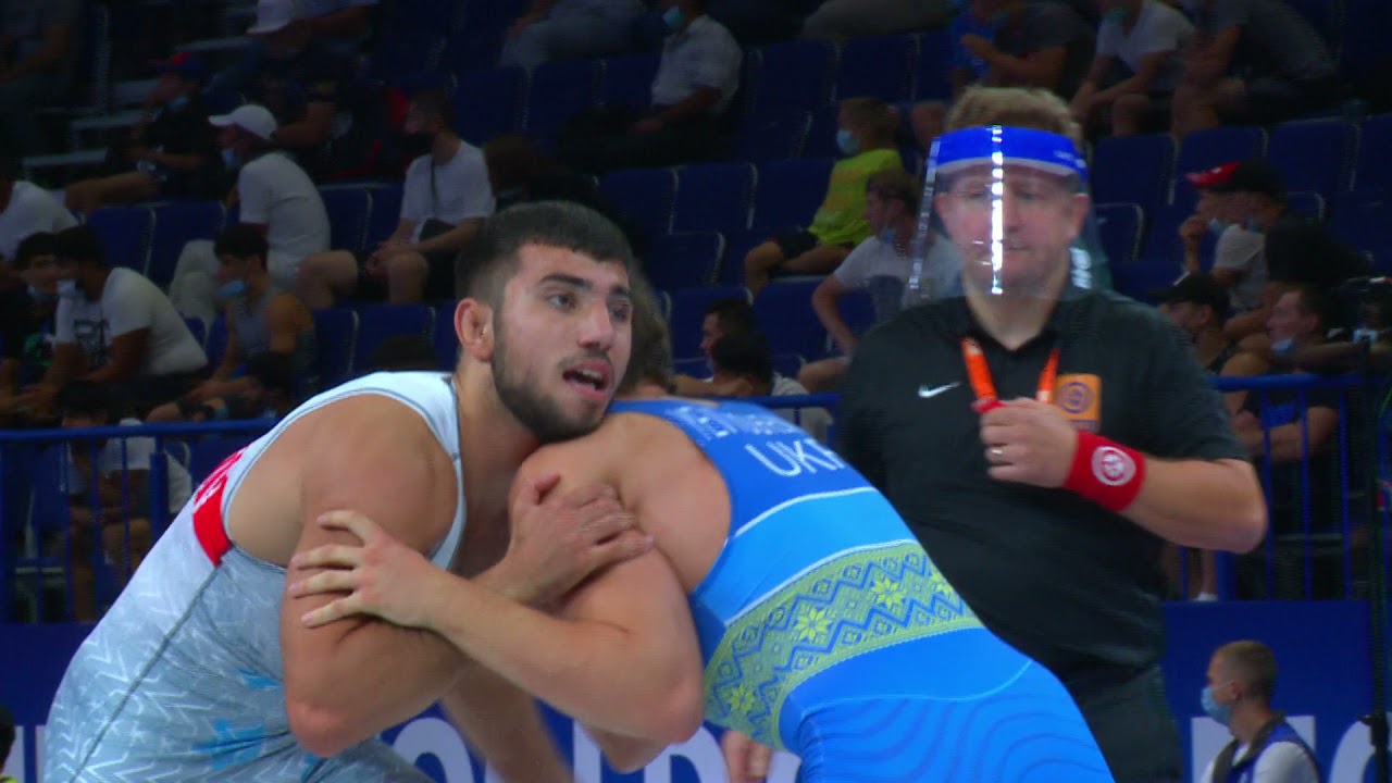 1/8 GR - 72 kg: A. SOSUNOV (ISR) v. V. YEVTUSHENKO (UKR) background