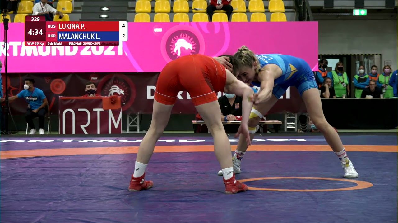 GOLD WW - 50 kg: P. LUKINA (RUS) v. L. MALANCHUK (UKR) background