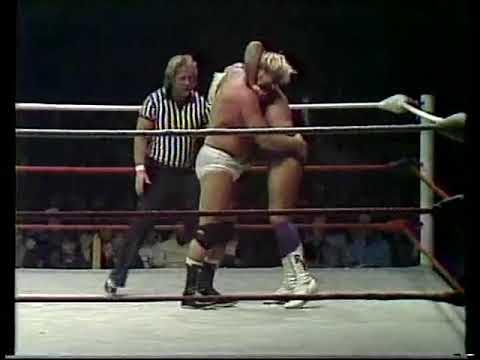 Nick Bockwinkel vs. "Nature Boy" Ric Flair Winnipeg, MB 1/17/86 background