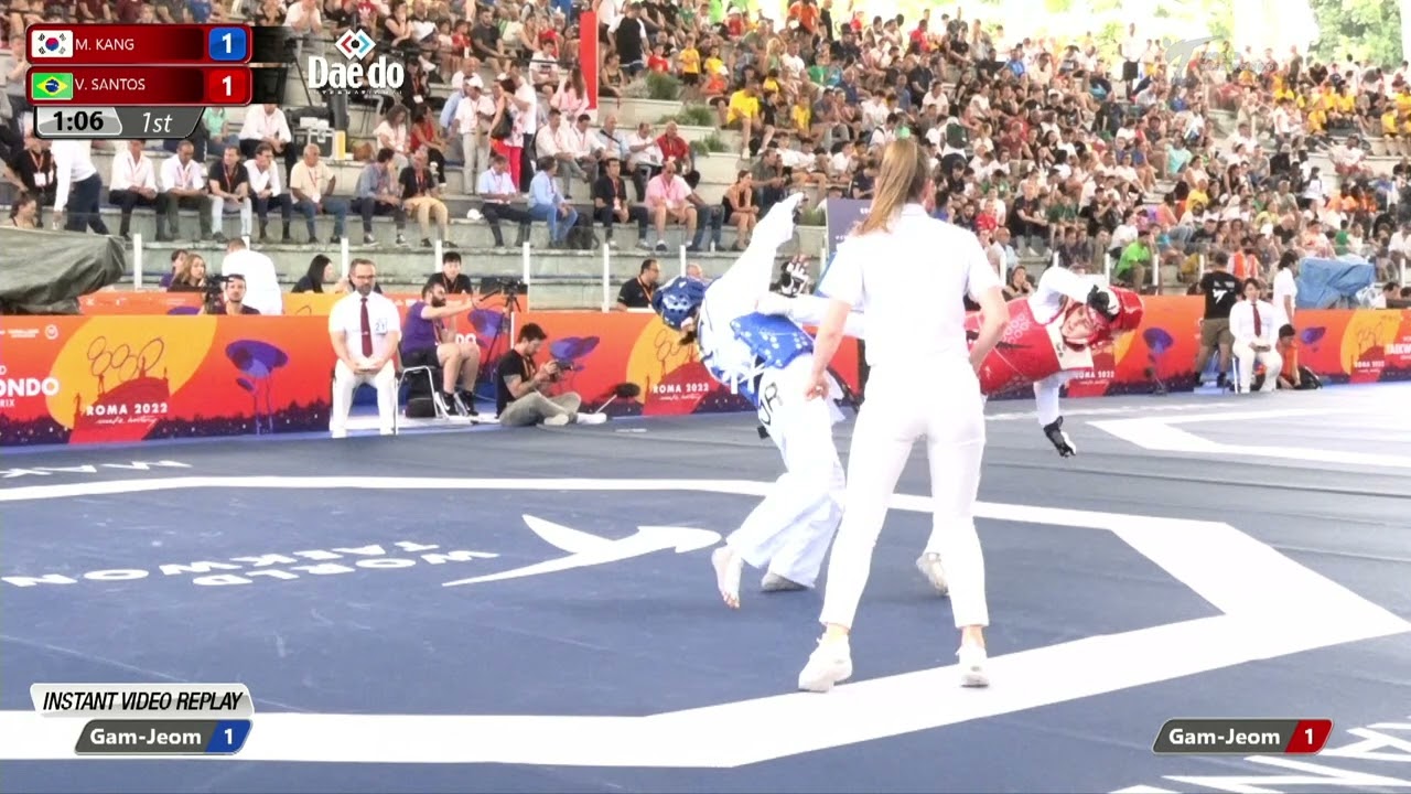 302 W-49kg R-32 KANG Mi-reu KOR 🔵 vs 🔴 SANTOS Valeria BRA I Rome 2022 World Taekwondo GP background